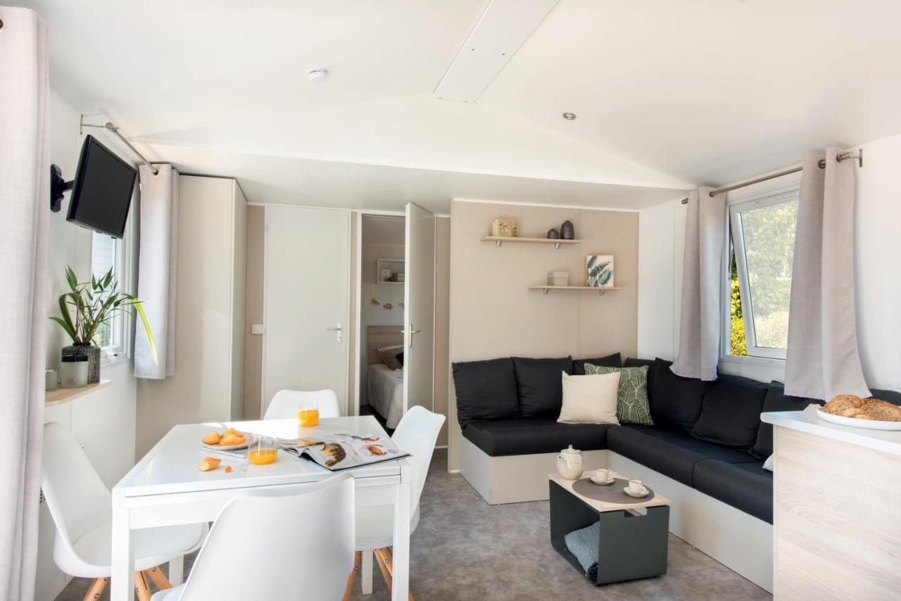 Camping Country Park Touquin - Site Officiel - Next To Disneyland Paris Exterior foto